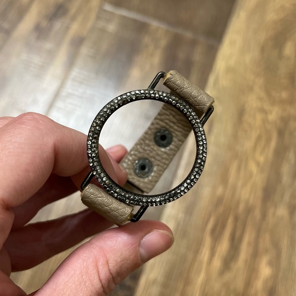 Brown Leather Circle Bracelet - Picture 2 of 7